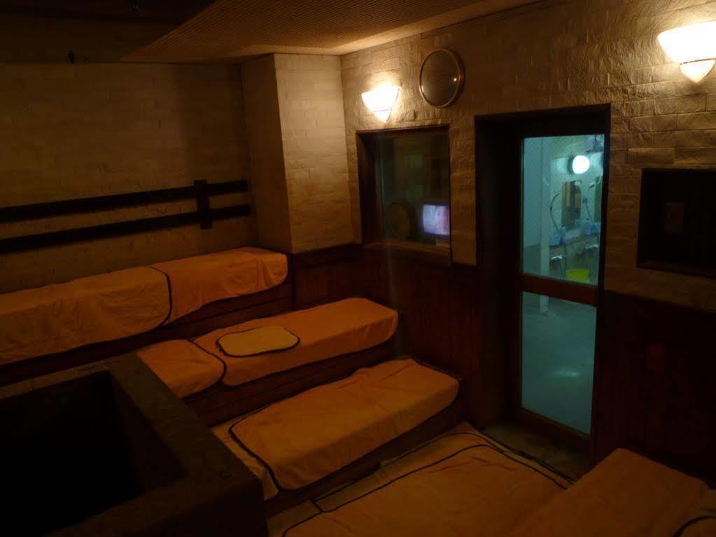טוקיו Capsule Inn Kinshicho מראה חיצוני תמונה